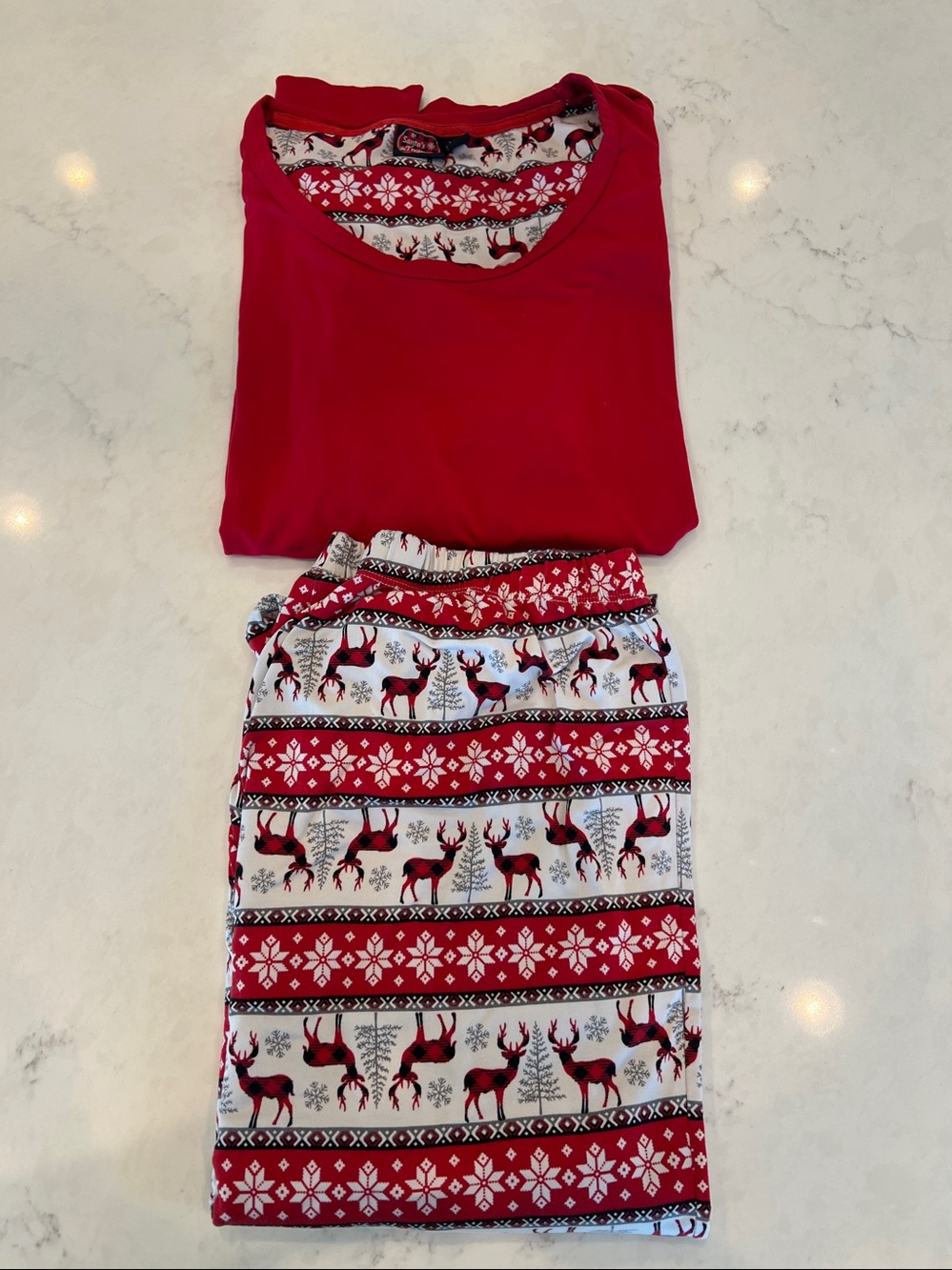 Women’s Santa’s Treasures Pajama Set